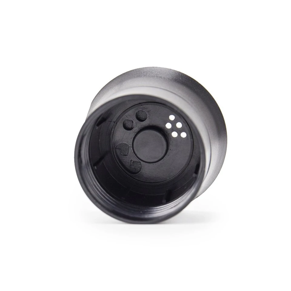 spice bottle with shaker lid